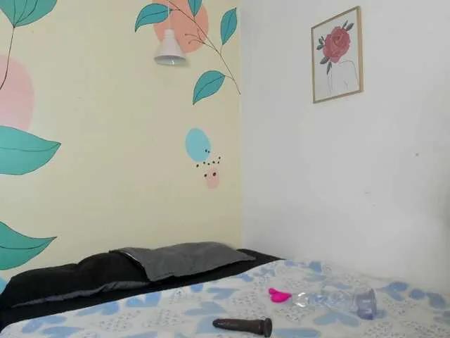 BongaCams AlondraZaens is Freechat AlondraZaens — It excites me mature men, with a very big cock