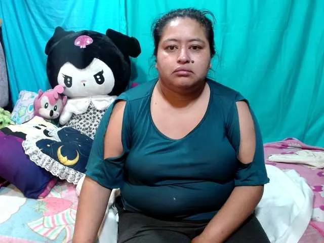 Offline AMARAA17 on BongaCams