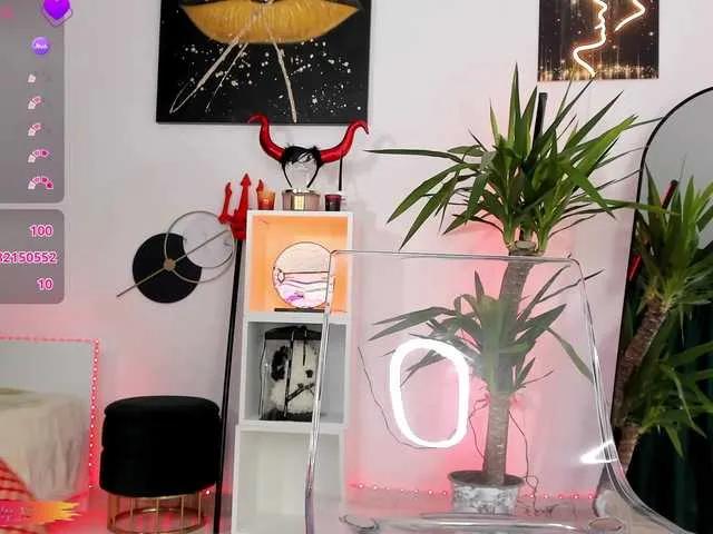 Offline AnyssyaHot on BongaCams