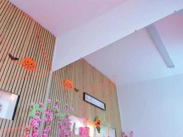 Offline Ashley-7777 on BongaCams