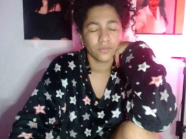 Freechat Bellacrespa on BongaCams