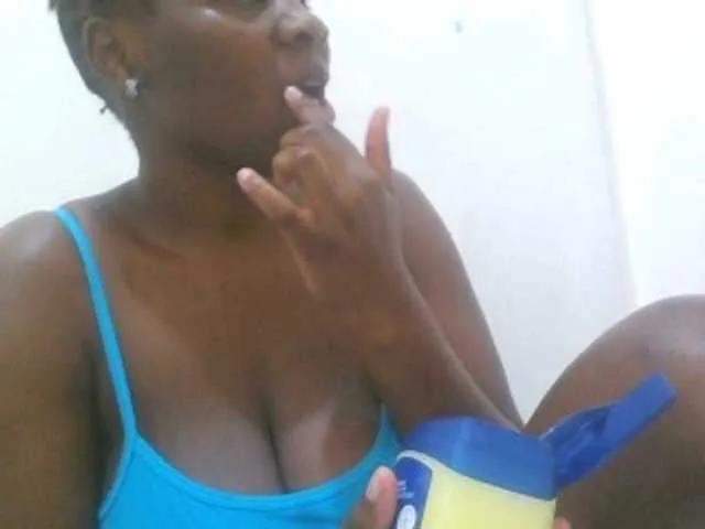 Offline Bigboobs77 on BongaCams