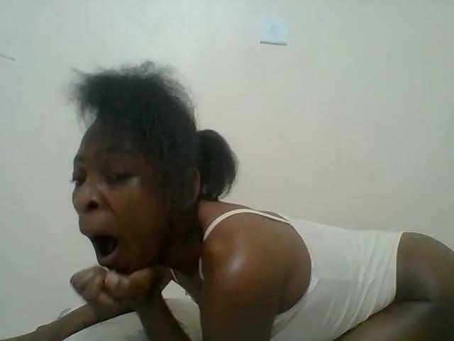 Freechat brianna254 on BongaCams