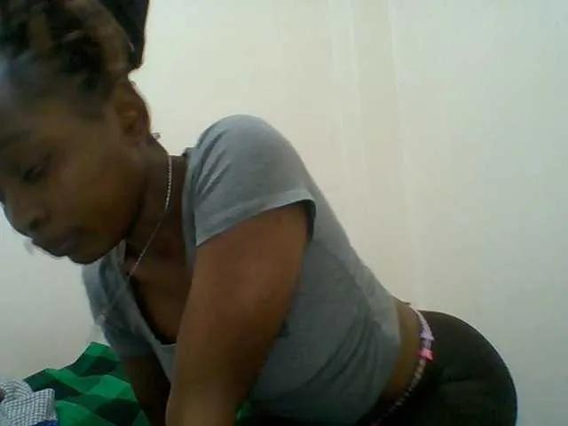 Freechat brianna254 on BongaCams