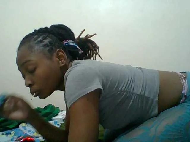 Freechat brianna254 on BongaCams