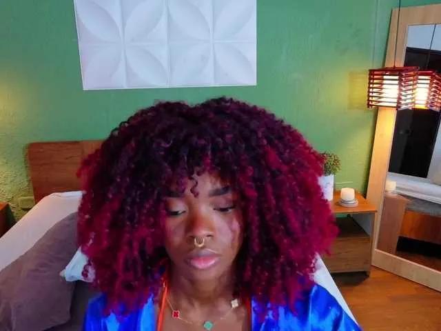 Offline Chocolatte-dreams on BongaCams