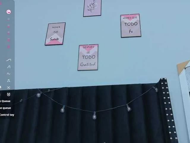 Offline colombiamommy on BongaCams