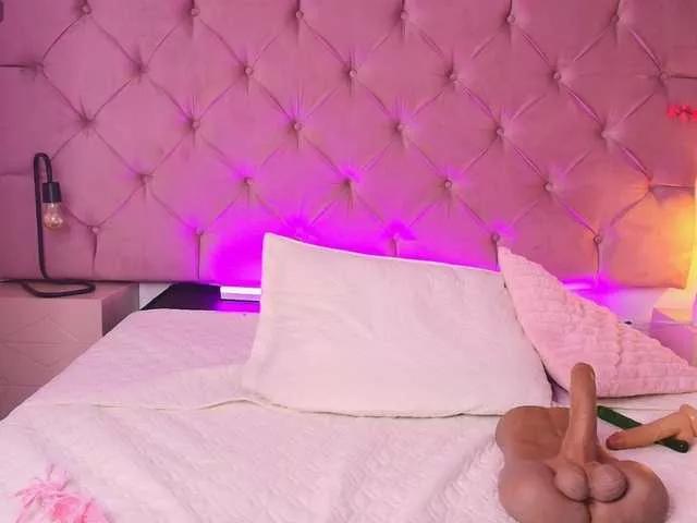 Offline CrysttalMoon on BongaCams