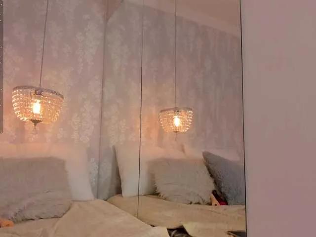 Freechat danaylia on BongaCams