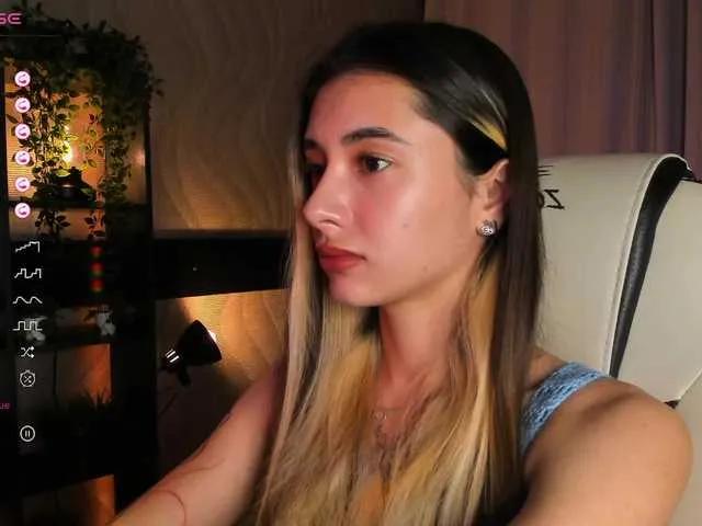 Freechat DarlaBelle on BongaCams