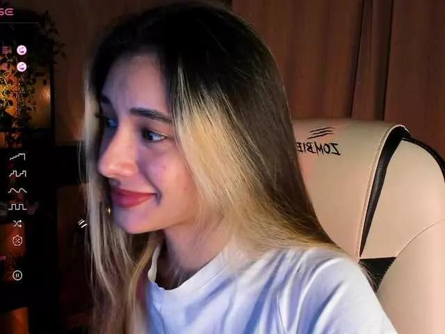 Freechat DarlaBelle on BongaCams