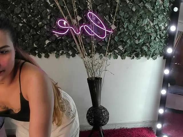 Offline DestinyHills on BongaCams