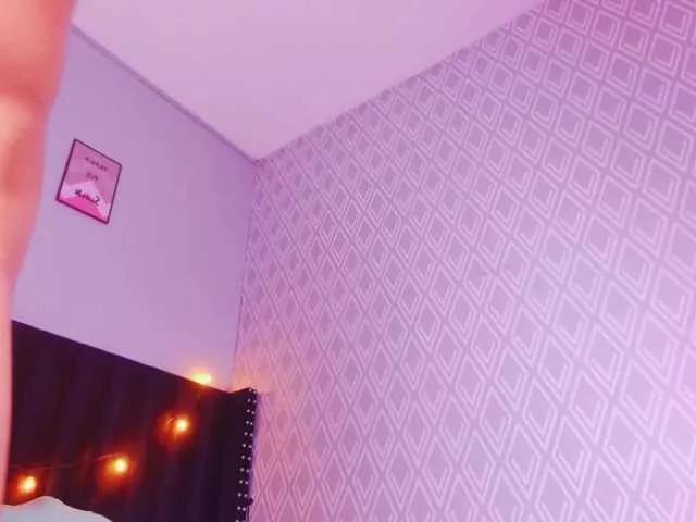 Freechat DirtyLittleSlut on BongaCams