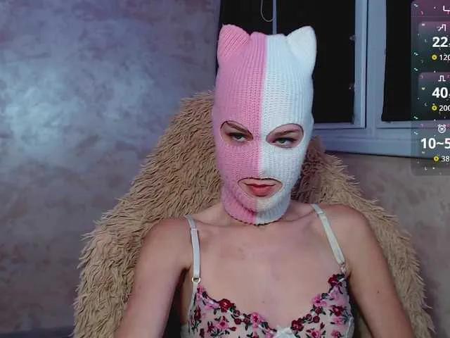 Offline Domiiiniiicana on BongaCams