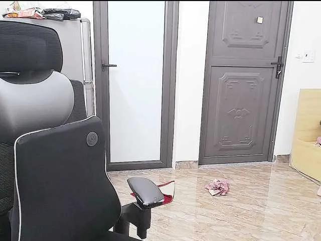 Offline Hana099 on BongaCams