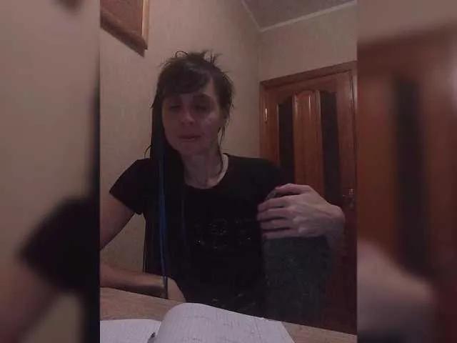 Offline Hellenalonenochka on BongaCams