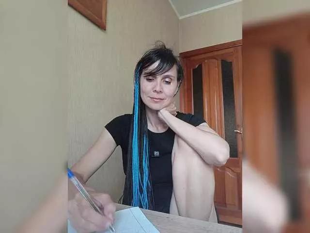 Offline Hellenalonenochka on BongaCams