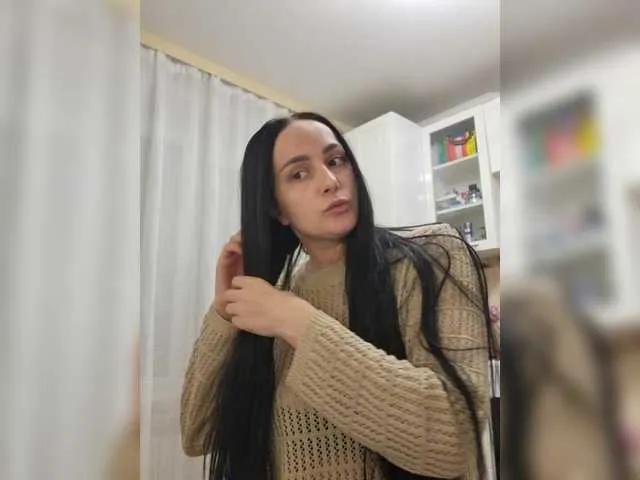 BongaCams KarenClark is Freechat KarenClark — Compliments and flirting