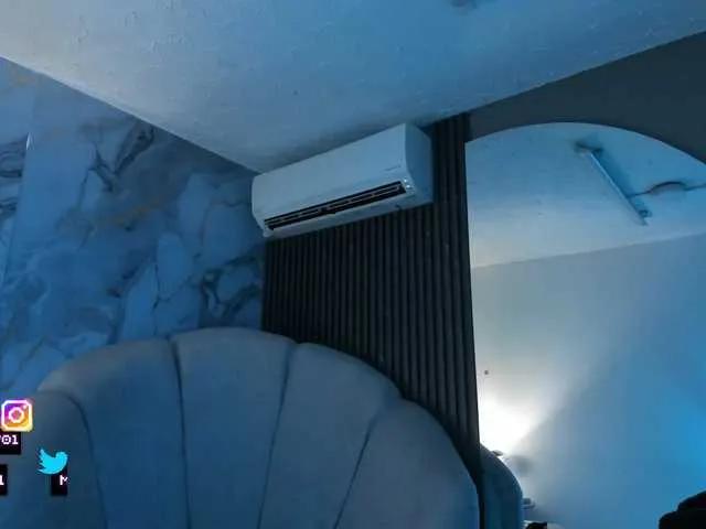 Offline Katemoss70 on BongaCams