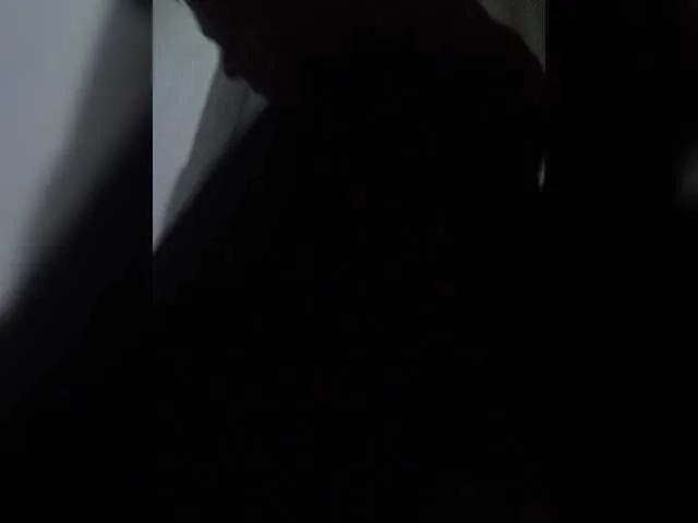 Offline Kingofqueen23 on BongaCams