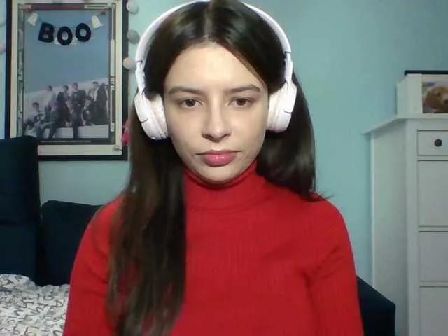 Offline Larice on BongaCams