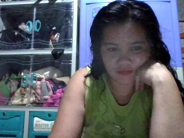 Offline LovelyShaxxx3 on BongaCams