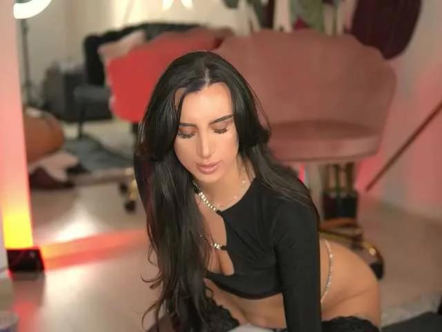 Offline LucyxRios on BongaCams