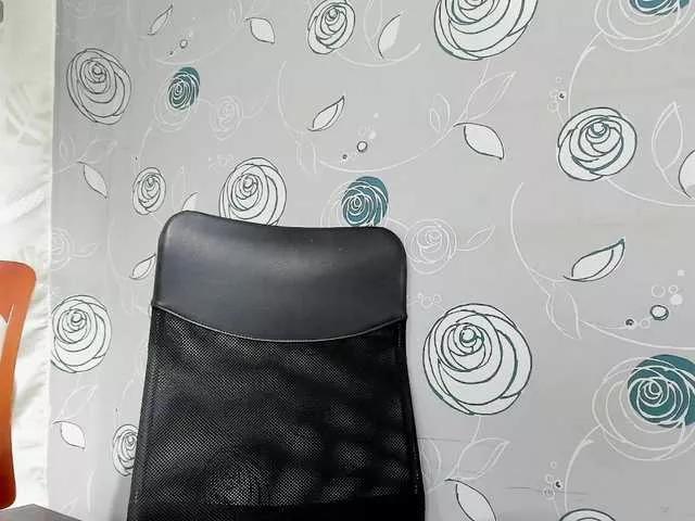 Offline lunaeva23 on BongaCams