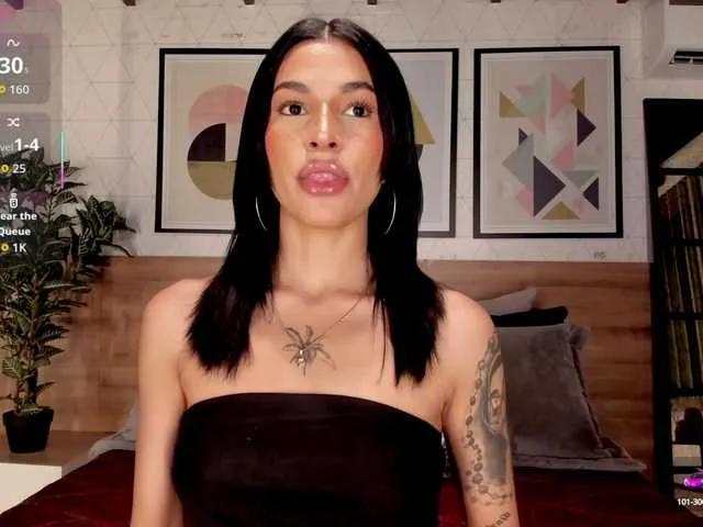 Freechat LunaRuso on BongaCams