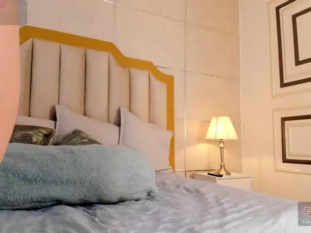 BongaCams MaddieParker is Freechat MaddieParker — I love fun, daring, sincere and talkative people, do you like to be daring? You are in the right place