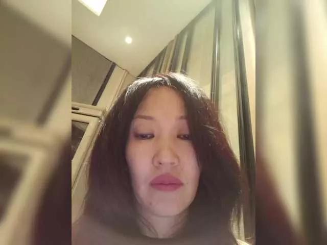 Offline Manamy on BongaCams