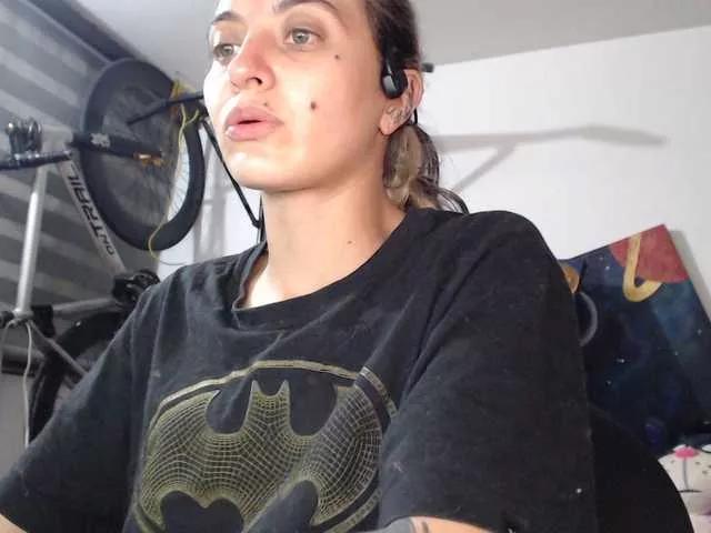 Offline mariecam420 on BongaCams