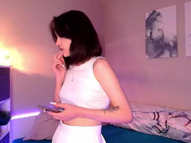 Offline maryprice on BongaCams