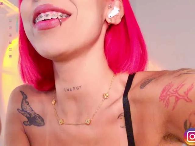 Offline MelyTaylor on BongaCams