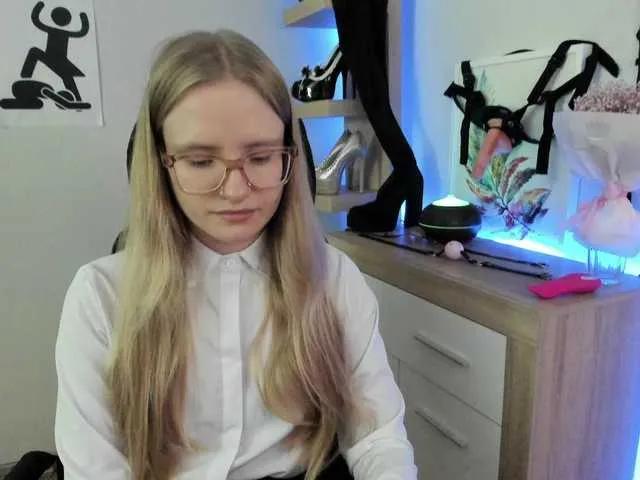 Offline NancyErotic on BongaCams