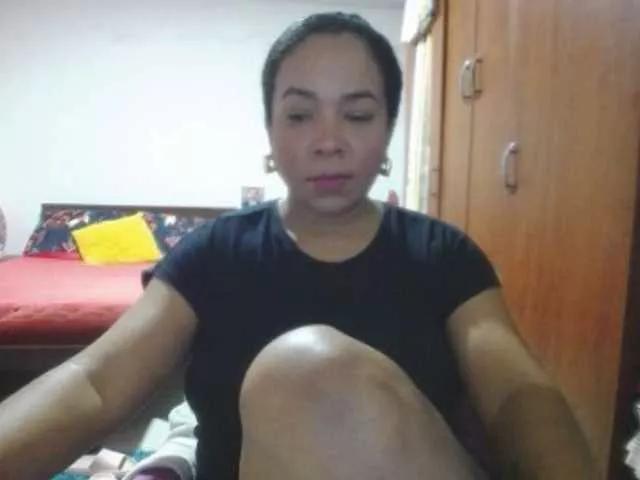 Offline pregnantsaraxxx on BongaCams