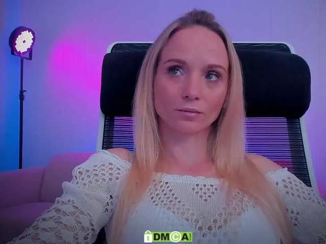 Offline purple-love on BongaCams