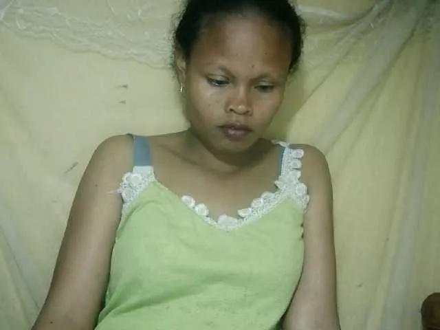 Offline Pussy01lips on BongaCams