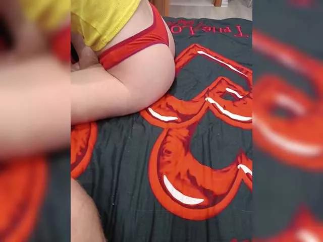 Offline SexyCouple69 on BongaCams