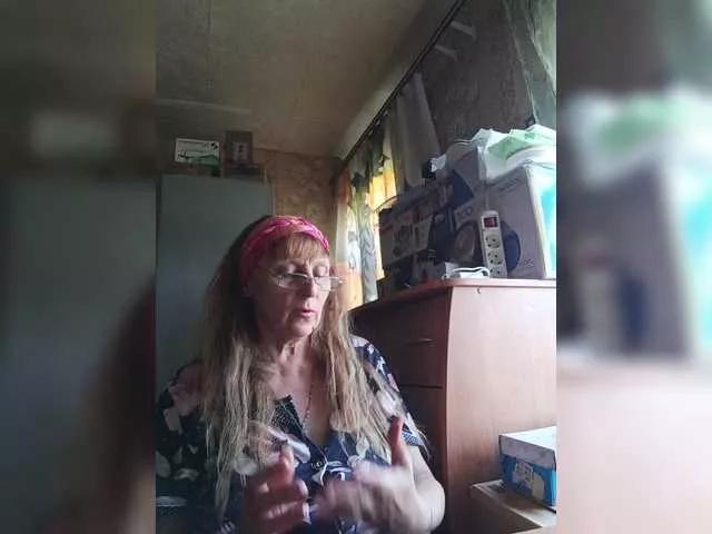 Offline Sonya48 on BongaCams