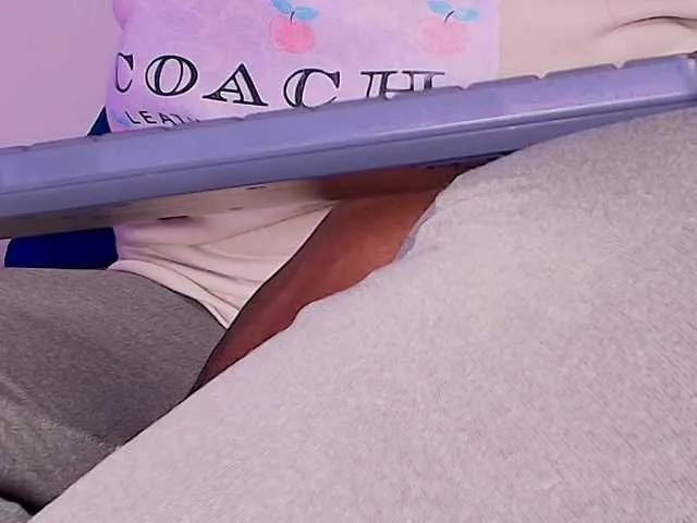 Offline ssusy-ebony on BongaCams