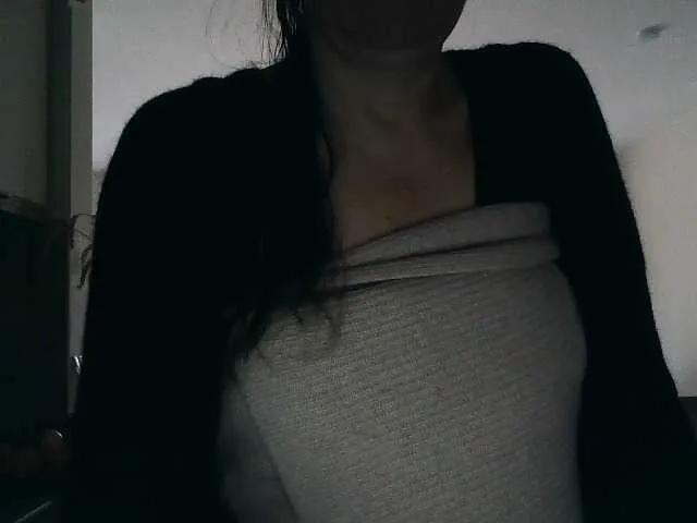 BongaCams UllimOhi is Freechat UllimOhi — Flirt, smart men, interesting conversations, expensive gifts