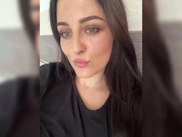 Freechat Viksi66 on BongaCams