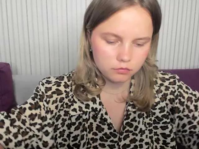 Offline WebSamkaa on BongaCams