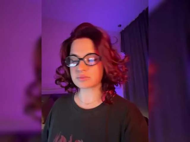 Offline WhoreMira on BongaCams