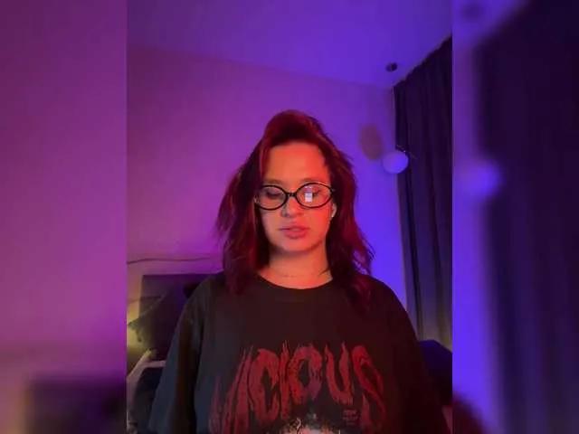 Offline WhoreMira on BongaCams