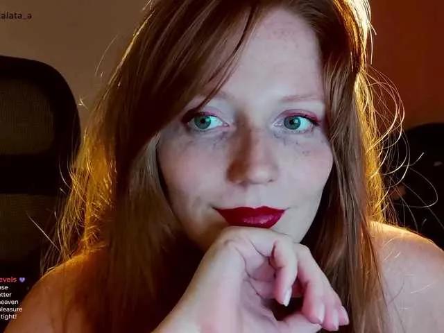 Offline Zlatalata on BongaCams