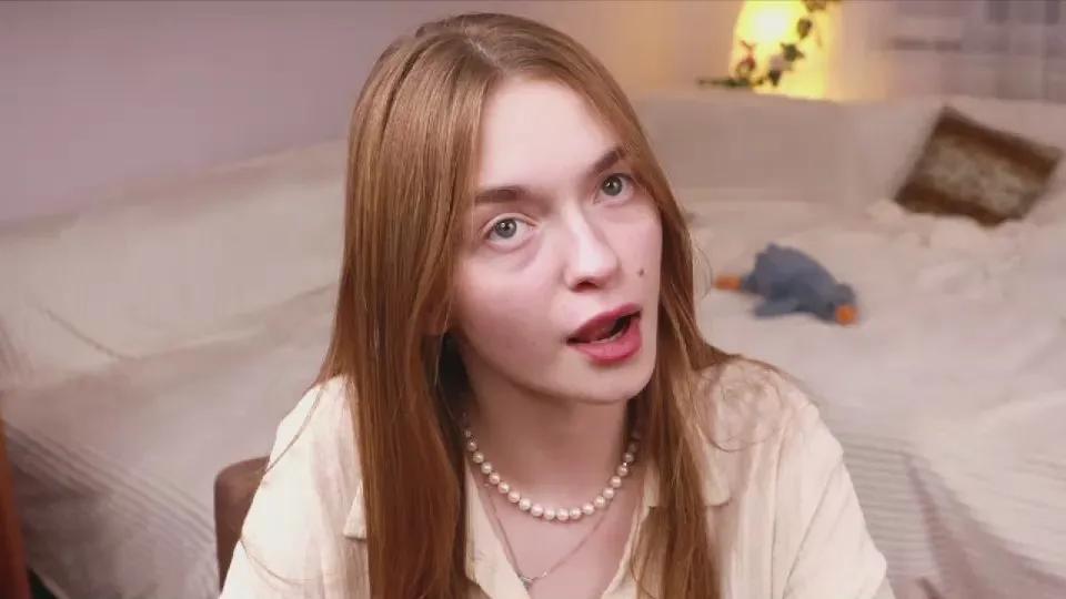 Freechat AccaCritchlow on Cam4