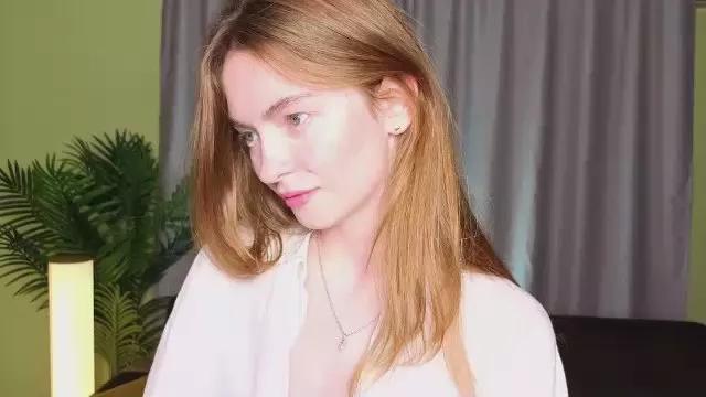 Freechat AccaCritchlow on Cam4