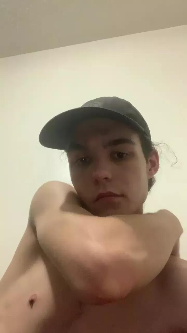 Offline alexandre69xxx on Cam4